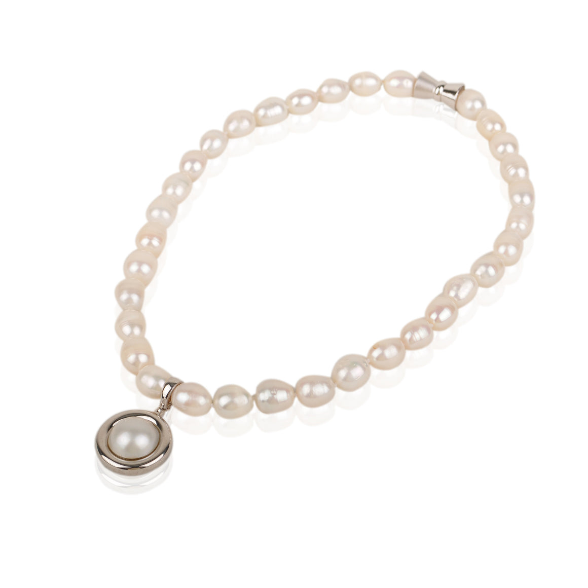 White Mabe Pearl Enhancer